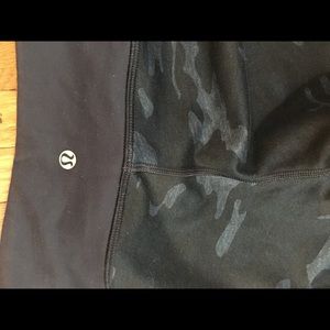 Navy Lululemon Leggings